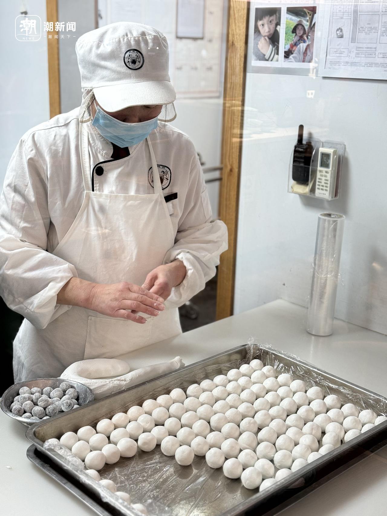 桂林米粉“带货”宁波汤圆，广西姑娘飞1400公里缸鸭狗门店闹元宵