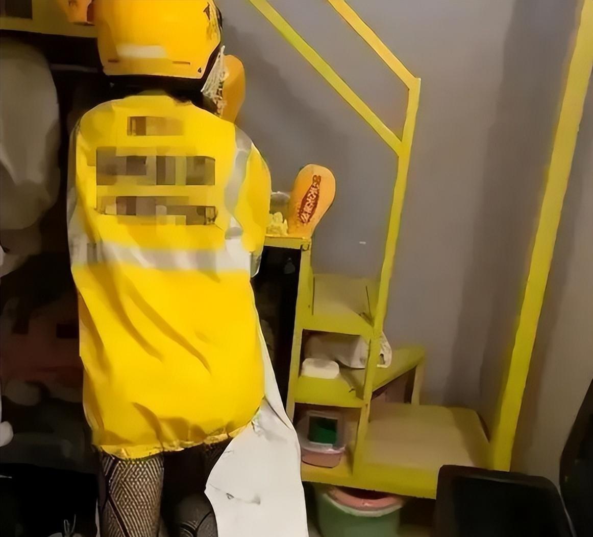 新型卖淫方式已经出现，真的让人防不胜防，每个人都要警惕！