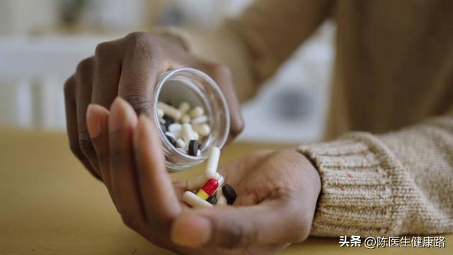 浙江大学发现：一旦吃上降压药，5件事就不要做了，别害了自己？