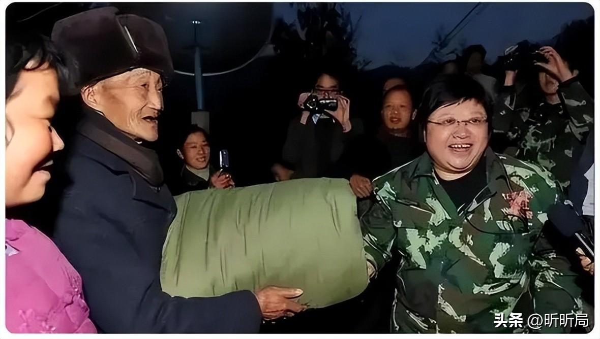 贪污上亿、侵吞善款，韩红被实名举报，4年了，有人给她道歉吗？