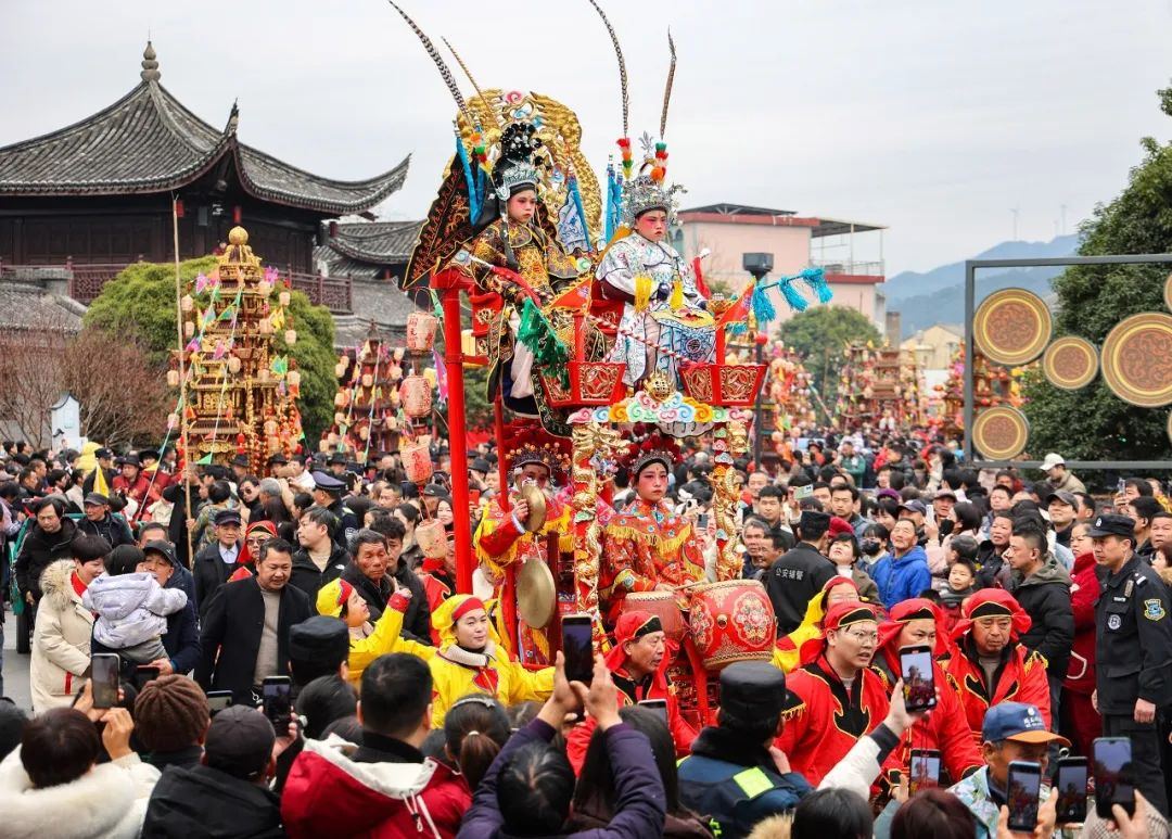 元宵为何是“闹”的