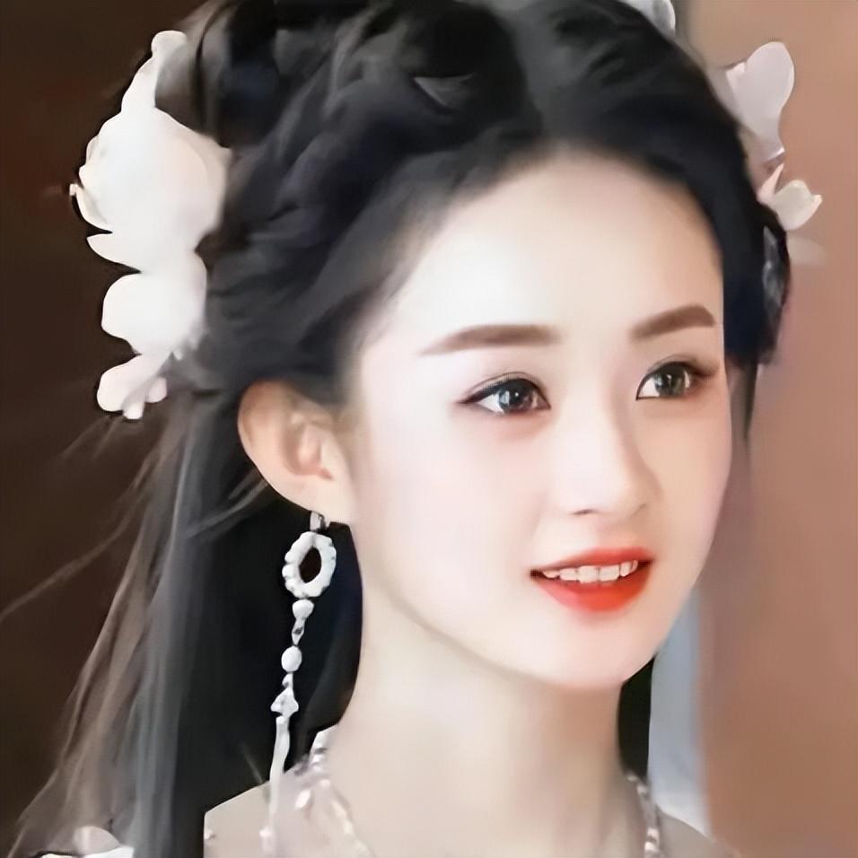 离婚3年后！37岁赵丽颖深夜发文，高调宣布喜讯，终于等到这一天