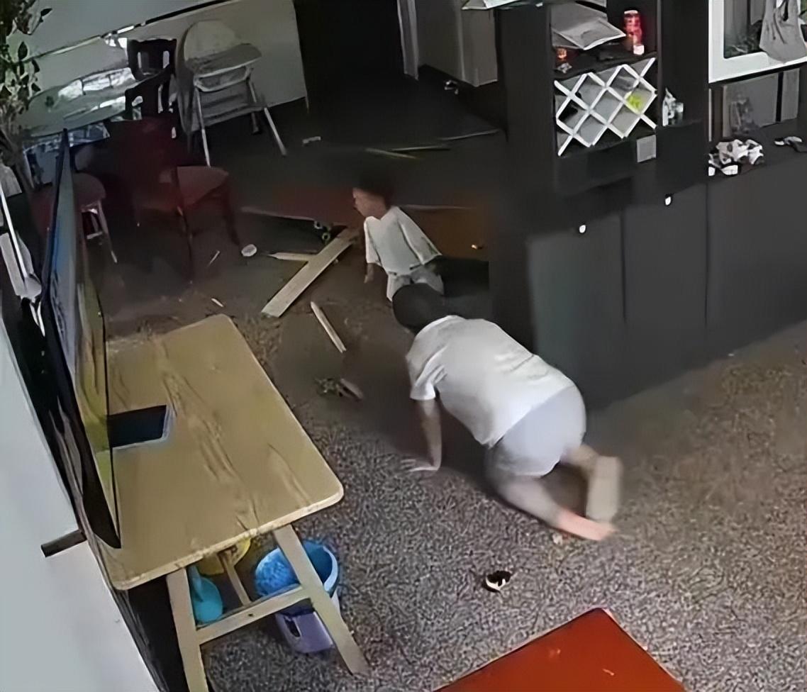 烧伤妈妈后续！丈夫崩溃透露：她状态很差，不想治了想回家。